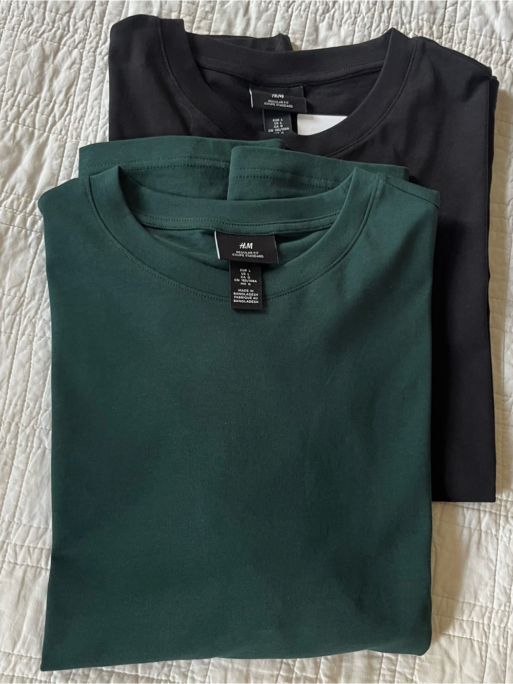 H&M Men's Crew Neck Cotton T-Shirts — set of 2- Black and Dark Green